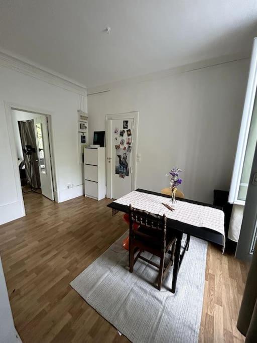 1br Near Montmartre Parijs