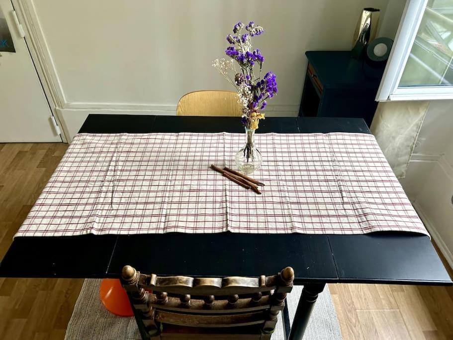 Appartement 1br Near Montmartre Parijs